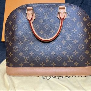 Louis Vuitton Alma MM Bag